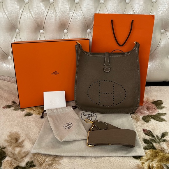 HERMES ◆Evelyne III 29 Etoupe X Gold◆ Hermès Gold Clemence Evelyne III 29 Palladium Hardware, 2024